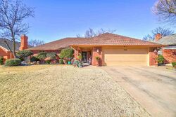 Pre-foreclosure in  Nw Kingswood Rd Lawton, OK 73505