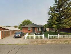 Pre-foreclosure in  E 10th St The Dalles, OR 97058