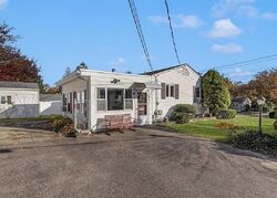 Pre-foreclosure in  Cowesett Ave West Warwick, RI 02893