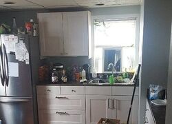 Pre-foreclosure in  Park Ave Cranston, RI 02910