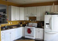 Pre-foreclosure in  River Ln Riverside, NJ 08075