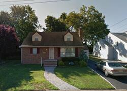 Pre-foreclosure in  Winding Ln Bloomfield, NJ 07003
