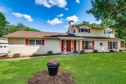 Pre-foreclosure in  Ridgewood Dr Sherman, TX 75092