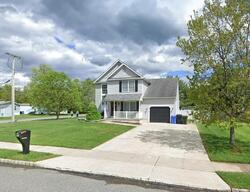 Pre-foreclosure in  Boxwood Ct Mantua, NJ 08051