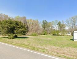 Pre-foreclosure in  Oakridge Rd Clover, SC 29710