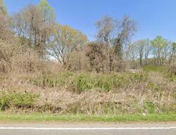 Pre-foreclosure in  Oakridge Rd Clover, SC 29710