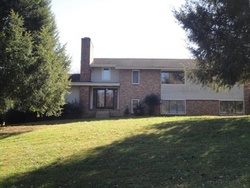 Pre-foreclosure in  MCNEELEY DR La Follette, TN 37766