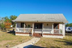 Pre-foreclosure in  Lea Ln Wimberley, TX 78676