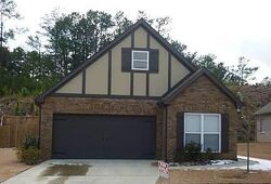 Pre-foreclosure in  Southern Trace Dr Leeds, AL 35094