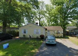 Pre-foreclosure in  Draper Dr Norfolk, VA 23505