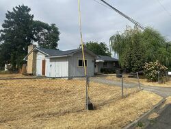  W Pierce St, Yakima WA