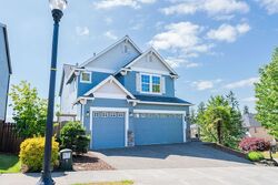 Pre-foreclosure in  Ne 24th Ave Vancouver, WA 98686