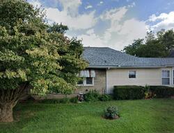 Pre-foreclosure in  29th St Vienna, WV 26105