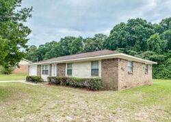  W Hendrix Ave, Geneva AL
