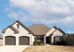 Pre-foreclosure in  Canetuck Ln Northport, AL 35475