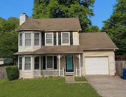Pre-foreclosure in  7th St Nw Alabaster, AL 35007