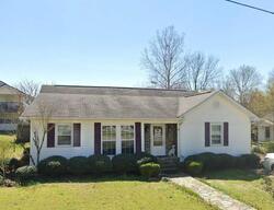  Heflin Ave, Roanoke AL