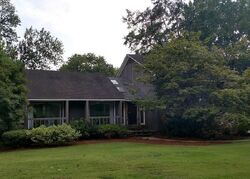 Pre-foreclosure in  E Castlewood Dr Selma, AL 36701