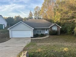  Lee Road 2107, Phenix City AL