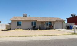 Pre-foreclosure in  W Columbine Dr Phoenix, AZ 85029