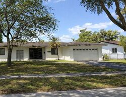 Pre-foreclosure in  Nw 71st Ave Fort Lauderdale, FL 33313