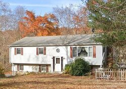 Pre-foreclosure in  Deborah Ln Colchester, CT 06415