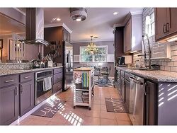 Pre-foreclosure in  Sutton Pl New Orleans, LA 70131