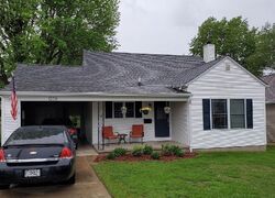 Pre-foreclosure in  W 7th St Washington, MO 63090