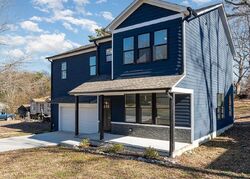 Pre-foreclosure in  Norland Ave Kannapolis, NC 28083