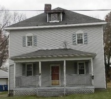 Pre-foreclosure in  UNION ST Alton, IL 62002