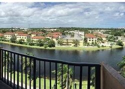  Ne 164th St , Miami FL