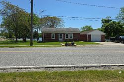 Pre-foreclosure in  Perry Rd Atlas, MI 48411