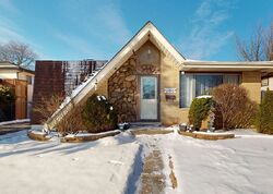 Pre-foreclosure in  S Rosemary Ln Alsip, IL 60803