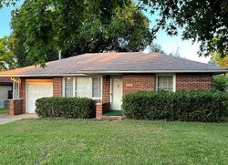Pre-foreclosure in  N 7th St Ponca City, OK 74601