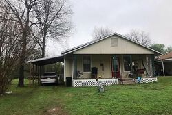 Pre-foreclosure in  E Hickory St Holdenville, OK 74848