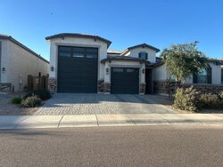 Pre-foreclosure in  W Jones Ave Phoenix, AZ 85043