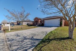 Pre-foreclosure in  Carmel Cir Milton, FL 32571