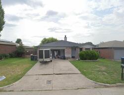 Pre-foreclosure in  Spruce Valley Dr Fort Worth, TX 76137