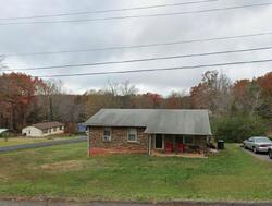 Pre-foreclosure in  16th St Altavista, VA 24517