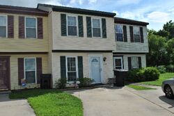 Pre-foreclosure in  Sugar Creek Cir Portsmouth, VA 23703