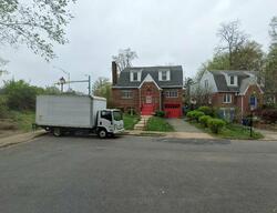 Pre-foreclosure Listing in N Oakland St ARLINGTON, VA 22203