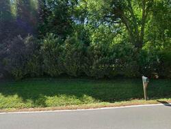 Pre-foreclosure in  Vale Rd Oakton, VA 22124