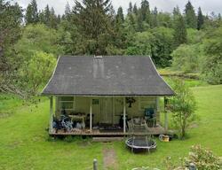 Pre-foreclosure in  Ward Creek Rd Raymond, WA 98577