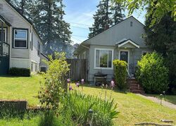 Pre-foreclosure in  Gregory Way Bremerton, WA 98337