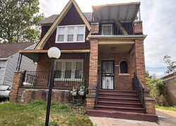 Pre-foreclosure in  TURNER ST Detroit, MI 48238