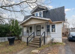 Pre-foreclosure in  YELLOWSTONE ST Detroit, MI 48204