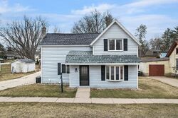  Lake St, Pardeeville WI