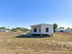 Pre-foreclosure Listing in Vera Ct LEHIGH ACRES, FL 33976