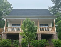 Pre-foreclosure in  Nesbit Ave Mooresville, NC 28115