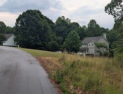Pre-foreclosure in  Sundance Cir Statesville, NC 28625